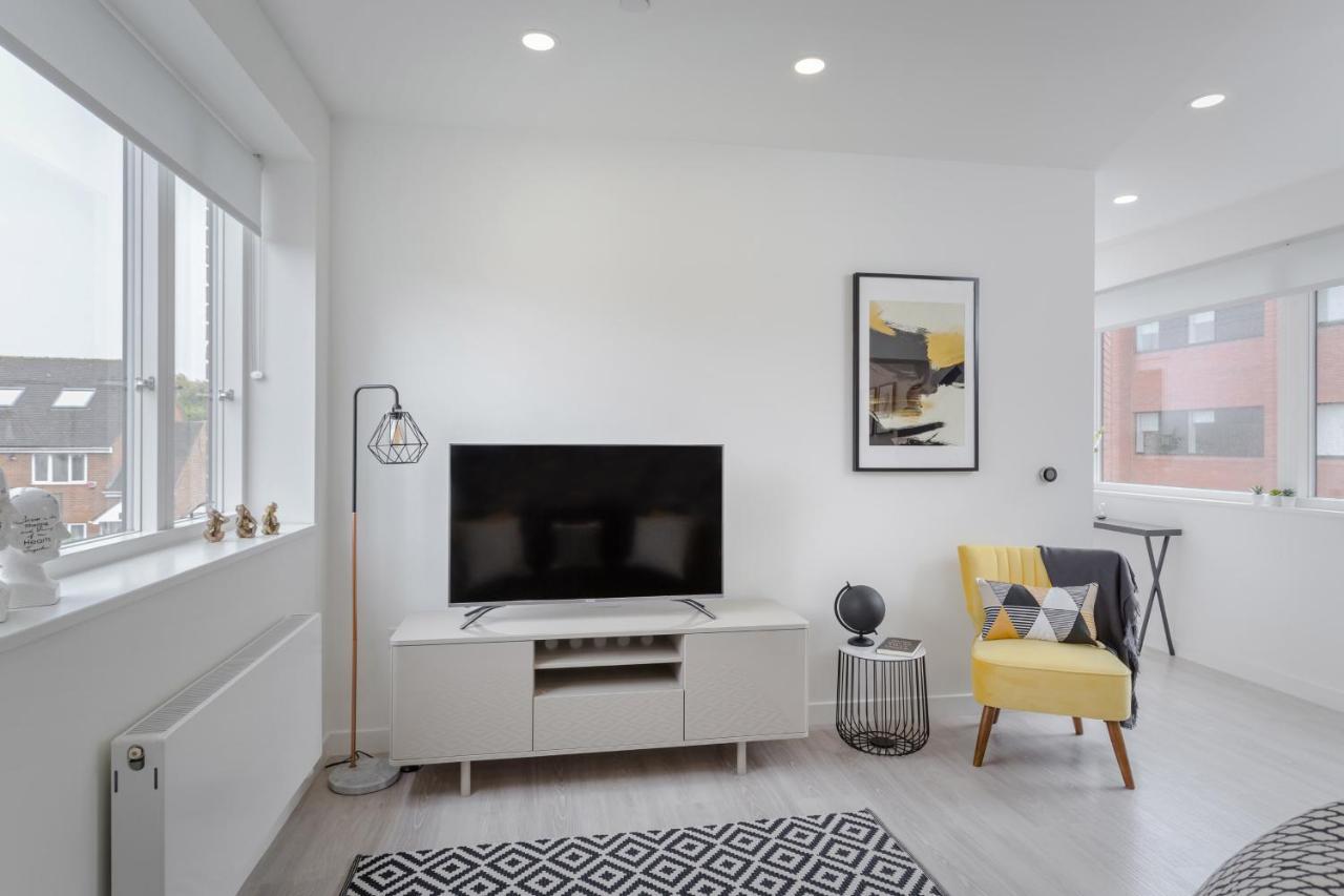 Luxury Serviced Apartments Stevenage, Hertfordshire 外观 照片